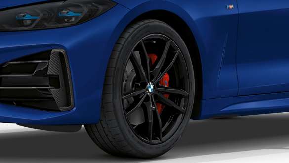 M Sport brake BMW M440i xDrive Convertible G23 2020 M Sport brake BMW M440i xDrive Convertible G23 2020 detail light alloy wheels