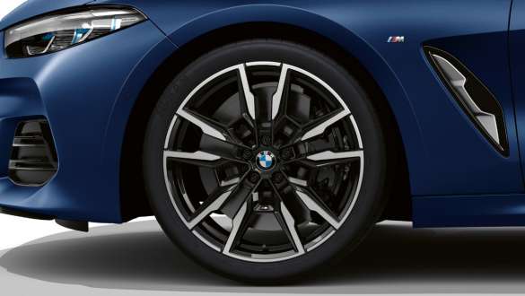 20'' M light alloy wheels Double Spoke style 895 M BMW 8 Series Gran Coupé G16 LCI Facelift 2022 BMW 8 Series Gran Coupé G16 LCI Facelift 2022 BMW Individual Frozen Tanzanite Blue metallic BMW M850i xDrive 20'' M light alloy wheels Double Spoke style 895 M