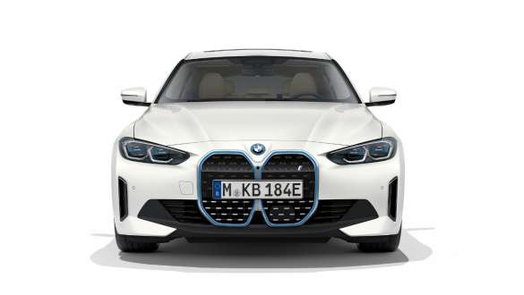 BMW i4 eDrive40 G26 2021 Mineral White front view BMW i4 eDrive40 G26 2021 Mineral White front view