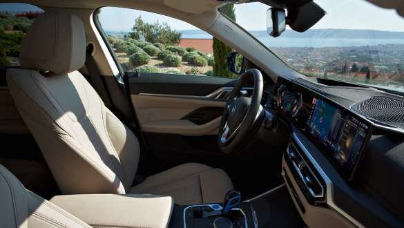 Front seats BMW i4 G26 2021 Front seats BMW i4 G26 2021 interior