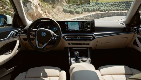 Cockpit BMW i4 G26 2021 Cockpit BMW i4 G26 2021 interior view