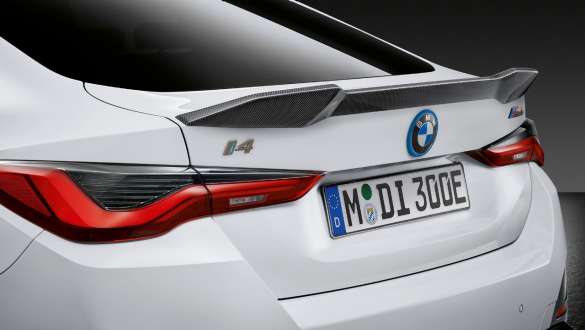 M Performance rear spoiler in carbon fibre BMW i4 eDrive40 G26 2021 M Performance rear spoiler in carbon fibre BMW i4 eDrive40 G26 2021