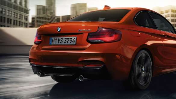 BMW xDrive BMW M240i Coupé BMW xDrive BMW M240i Coupé F22 2017 three-quarter rear view