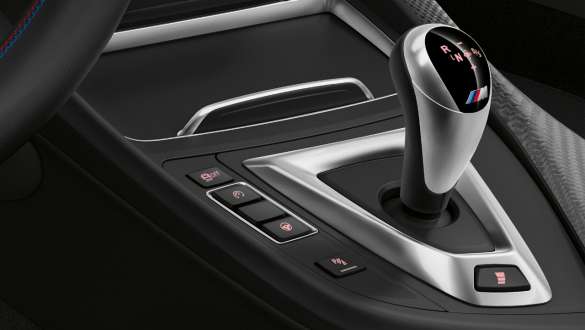 7-speed M double-clutch transmission BMW M2 Competition 7-speed M double-clutch transmission BMW M2 Competition F87 2018 Hockenheim Silver metallic detail view