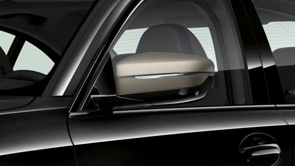 BMW Individual high-gloss Shadow Line BMW M340i xDrive Sedan 2020 Sapphire Black metallic high-gloss Shadow Line exterior