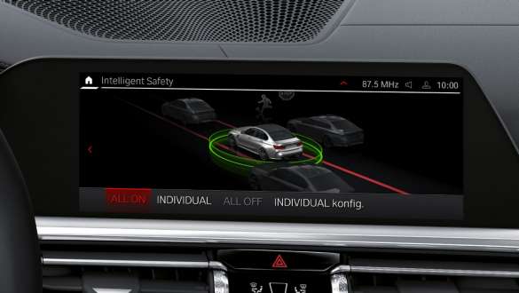 Driving Assistant Professional BMW BMW 3 Series Sedan M Automobiles Driving Assistant Control Display interior