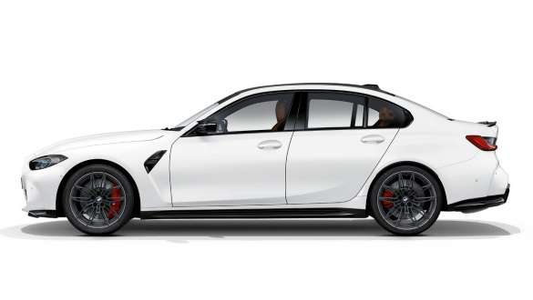 Side design BMW M3 Competition Sedan Frozen Brilliant White metallic G80 2020 BMW M3 Competition Sedan G80 2020 Frozen Brilliant White metallic Side design side view
