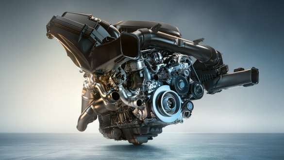 M TwinPower Turbo inline 6-cylinder petrol engine BMW M3 Sedan G80 2020 BMW M3 Sedan G80 2020 M TwinPower Turbo inline 6-cylinder petrol engine close-up