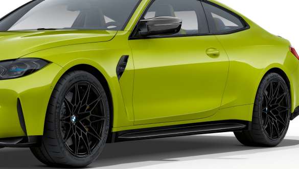 Side view BMW M4 Competition Coupé G82 2020 BMW M4 Competition Coupé G82 2020 Side view