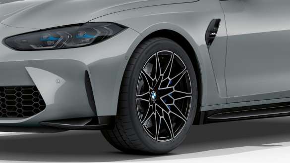 Wheel housings front BMW M4 Coupé G82 2020 BMW M4 Coupé G82 2020 Wheel housings front close-up