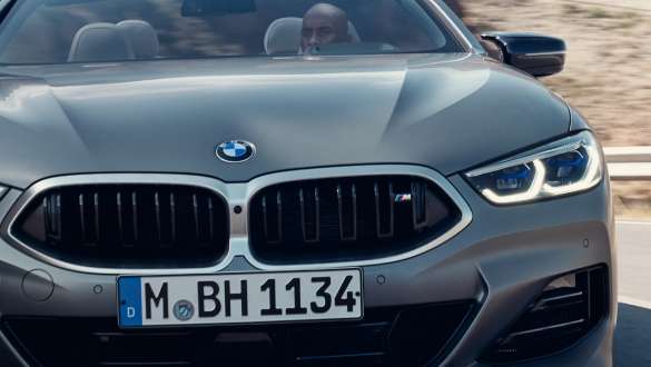 M kidney and M exterior mirror the new BMW M850i xDrive Convertible G14 LCI Facelift 2022 The new BMW M850i xDrive Convertible G14 LCI Facelift 2022 BMW Individual Frozen Pure Grey metallic M kidney and M exterior mirror