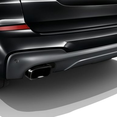 BMW X3 M40i, tailpipe trims. BMW X3 M40i in Black Sapphire metallic, exterior, tailpipe trims in Black Chrome.