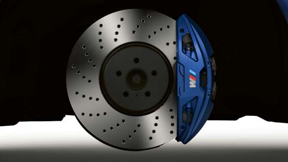 M Compound brakes in blue BMW X3 M Competition F97 LCI Facelift 2021 BMW X3 M Competition F97 LCI Facelift 2021 M Compound brakes in blue close-up