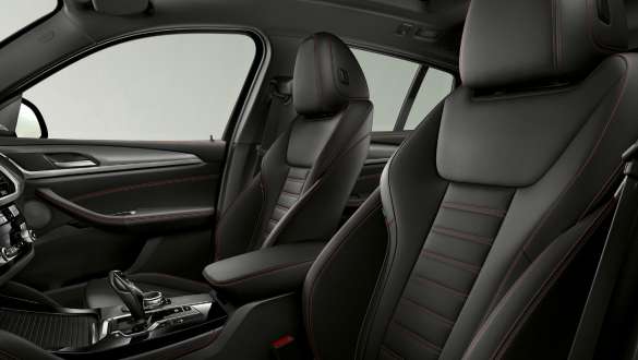 BMW X4 M40i, sport seats. BMW X4 M40i, interior, sport seats for driver and front passenger.
