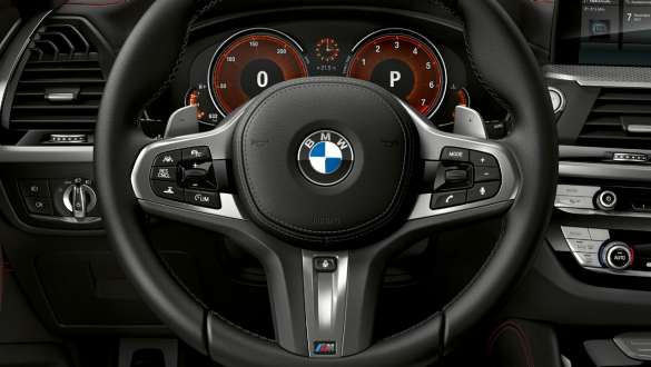 BMW X4 M40i, M leather steering wheel. BMW X4 M40i, interior, cockpit with M leather steering wheel.