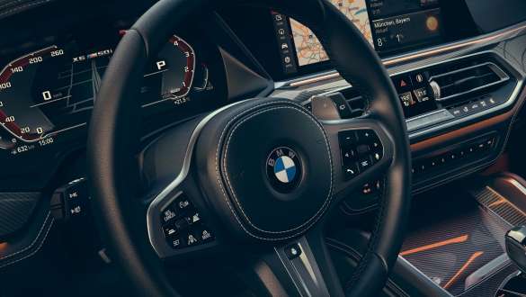 BMW X6 M50i SUV Steptronic Sport transmission. BMW X6 M50i SUV Steptronic Sport transmission.