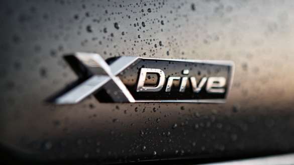 BMW X6 M50i SUV with xDrive BMW X6 M50i SUV with intelligent all-wheel drive xDrive