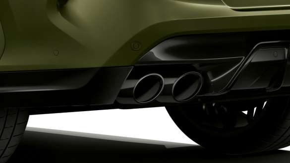 Tailpipe trims of the BMW X6 M Competition SUV Tailpipe trims in Black Chrome BMW X6 M Competition F96 SUV BMW Individual Special Paint Urban Green exterior