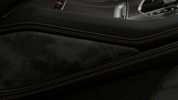 Knee pads in the BMW X6 M Competition SUV Knee pads BMW X6 M Competition F96 2020 SUV interior