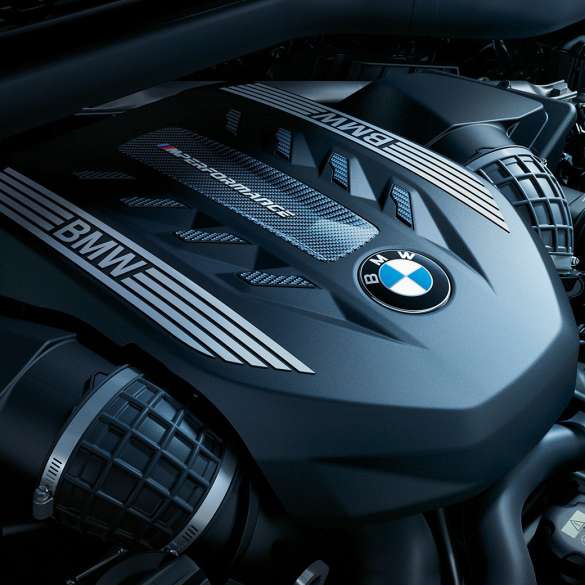 Engine BMW X6 M50i SUV M TwinPower Turbo engines in the G06 BMW X6 M50i SUV