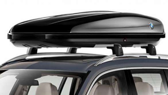BMW roof box 520 black/titanium silver BMW X7 G07 LCI BMW roof box 520 black/titanium silver BMW X7 G07 LCI close-up