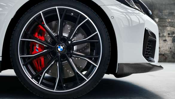 20" M Performance forged wheel double-spoke style 669 M Bicolor BMW 5 Series Sedan G30 M Performance Parts 20" M Performance forged wheel double-spoke style 669 M Bicolor BMW 5 Series Sedan G30 M Performance Parts close up
