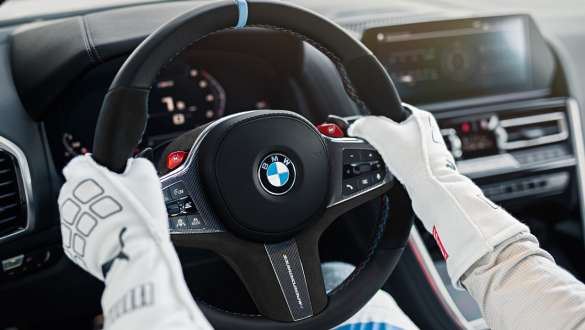 M Performance steering wheel Pro BMW M8 Competition Coupé F92 M Performance Parts M Performance steering wheel Pro BMW M8 Competition Coupé F92 M Performance Parts detail view