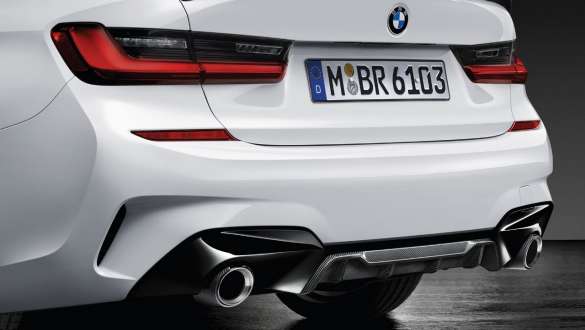 M Performance rear diffuser, carbon fibre, close-up M Performance rear diffuser, carbon fibre, close-up