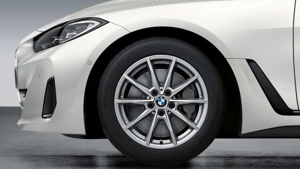 Jantes BMW 18" en fonte à doubles rayons 853 Gunmetal Grey BMW i4 eDrive40 G26 2021 Jantes BMW 18" en fonte à doubles rayons 853 Gunmetal Grey BMW i4 eDrive40 G26 2021