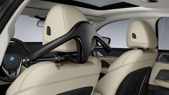 Cintre BMW pour système Travel & Comfort BMW i4 eDrive40 G26 2021 Cintre BMW pour système Travel & Comfort BMW i4 eDrive40 G26 2021