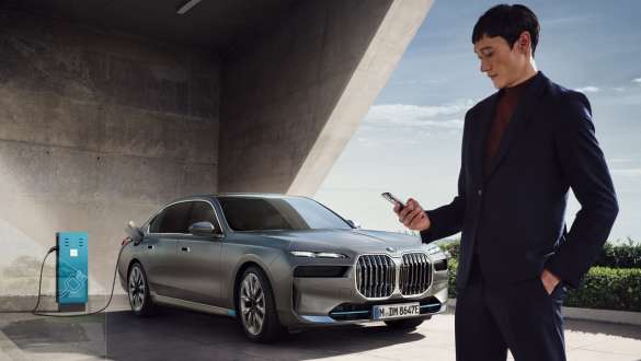 BMW Connected Charging Services BMW i7 M70 xDrive Berline G70 BMW i7 M70 xDrive Berline G70 BMW Connected Charging Services