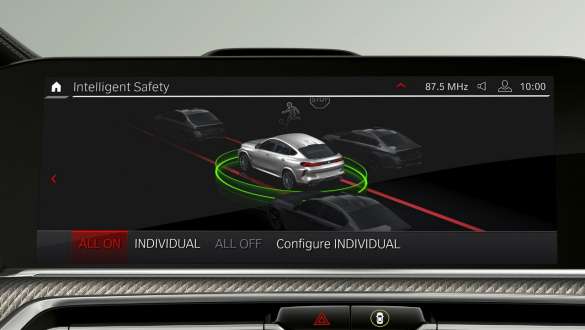 Voitures BMW X6 M SUV avec Driving Assistant Pack Professional Driving Assistant Pack Professional, voitures BMW X6 M F96 2020 SUV, habitacle