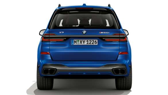 BMW X7 M60i xDrive G07 LCI Frozen Marina Bay Blue vue arrière à l'arrêt BMW X7 M60i xDrive G07 LCI Frozen Marina Bay Blue vue arrière à l'arrêt