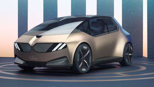 Design extérieur de la BMW i Vision Circular 2021, vue de trois quarts avant Design extérieur du véhicule au concept visionnaire BMW i Vision Circular 2021, vue de trois quarts avant