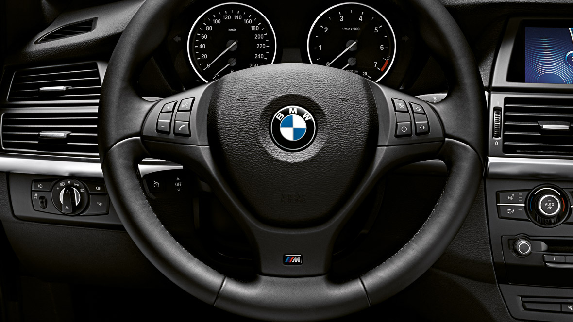 leather steering wheel