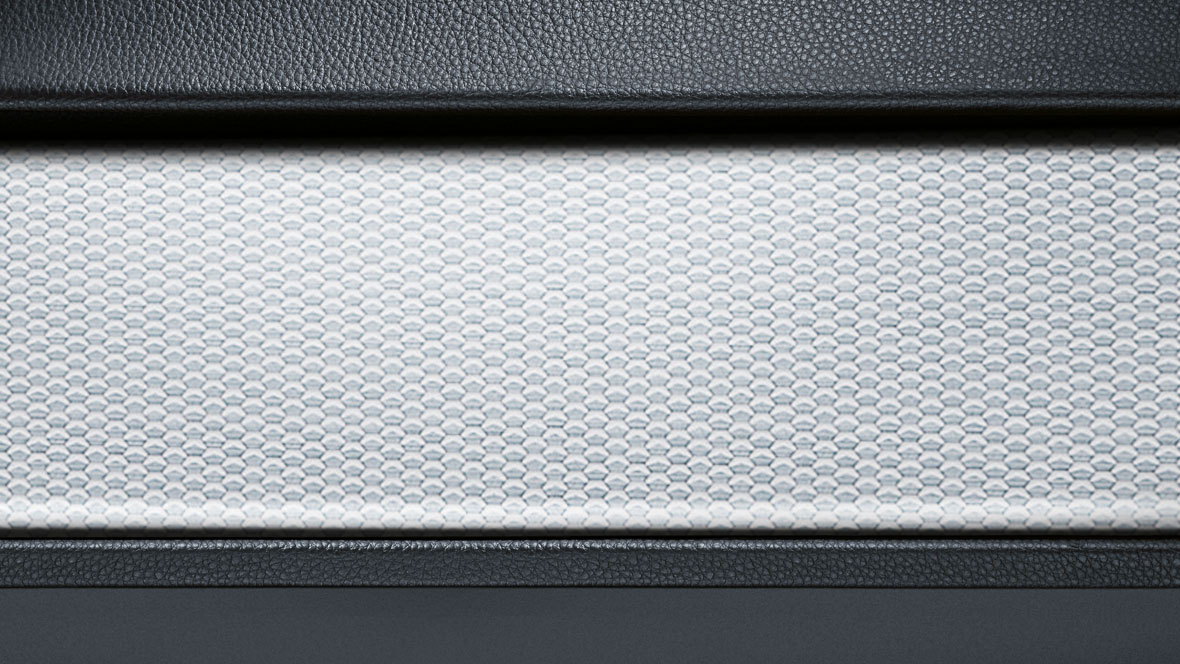 BMW interior trim strips in Finebrushed aluminium