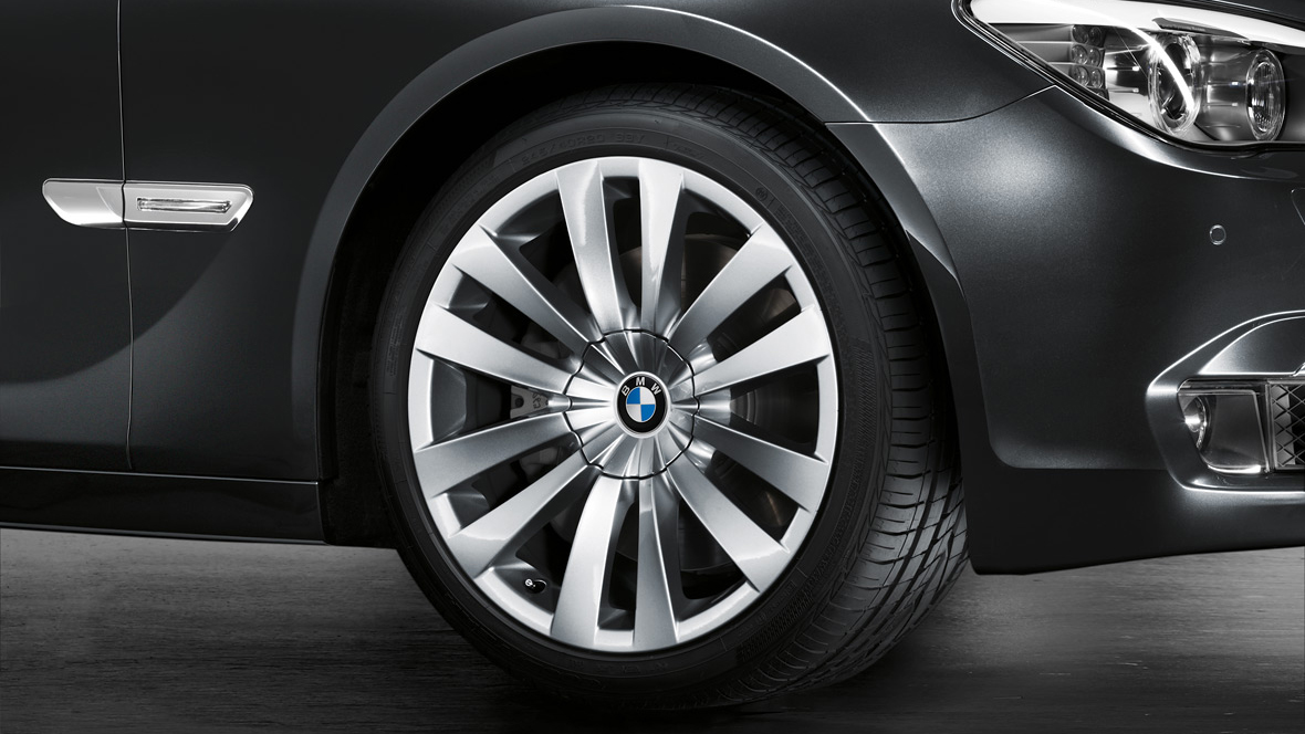 Bmw 20 года