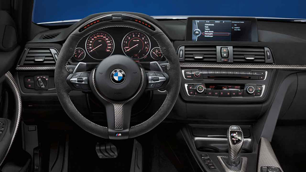 M Performance steering wheel II Alcantara with carbon trim and race display