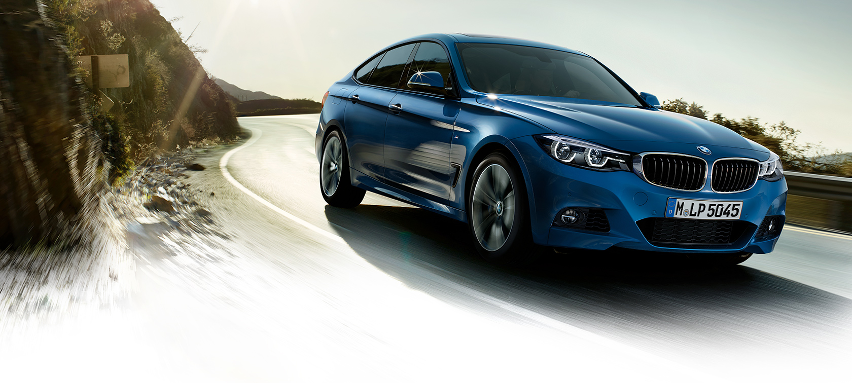 BMW Série 3 Gran Turismo - Carrosserie bleue - Vue latérale BMW Série 3 Gran Turismo - Carrosserie bleue - Vue latérale