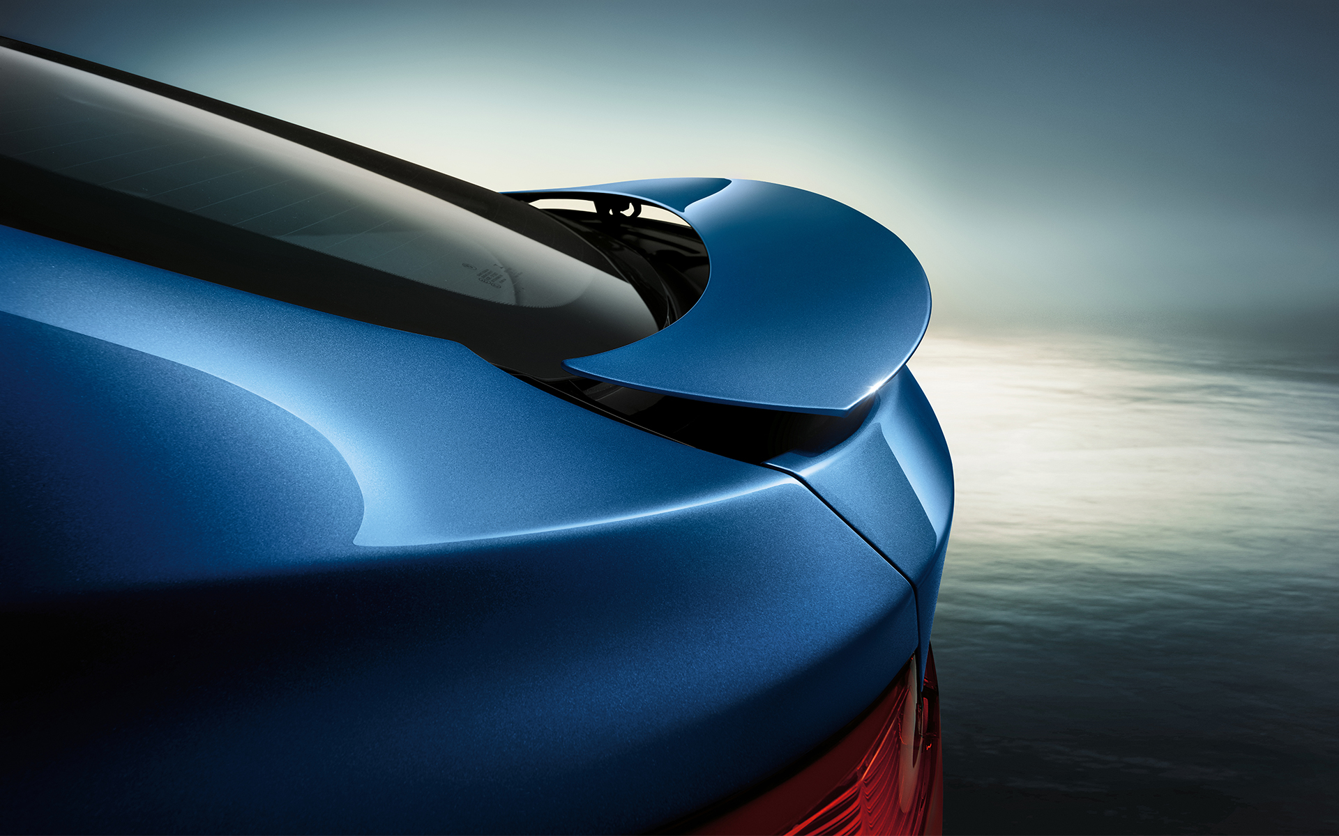 BMW 3 Series Gran Turismo in bright blue: back wing. BMW 3 Series Gran Turismo in bright blue: back wing.