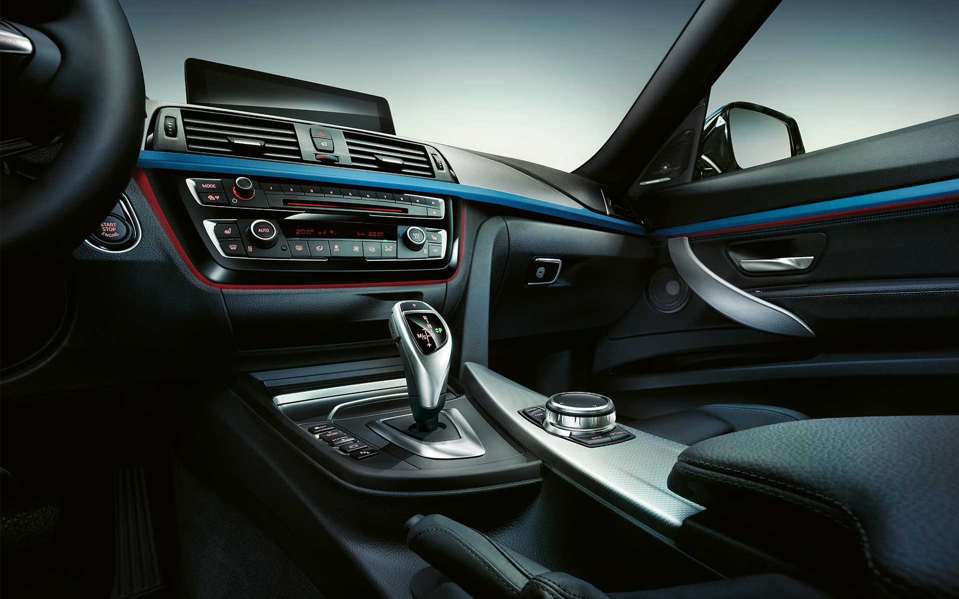 BMW 3 Series Gran Turismo: Clutch and ConnectedDrive features. BMW 3 Series Gran Turismo: Clutch and ConnectedDrive features.