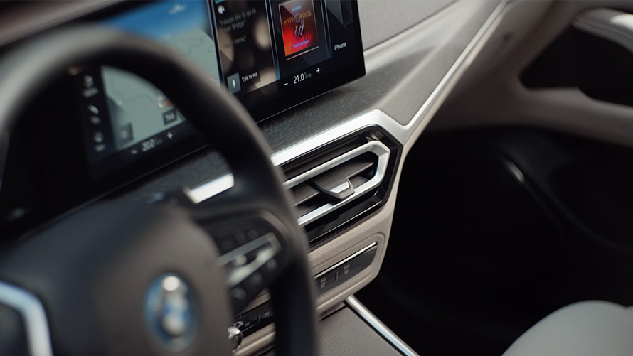 BMW i4 eDrive40 G26 2021 Mineralweiß Design intérieur en détail Vidéo BMW i4 eDrive40 G26 2021 Mineralweiß Design intérieur en détail Vidéo