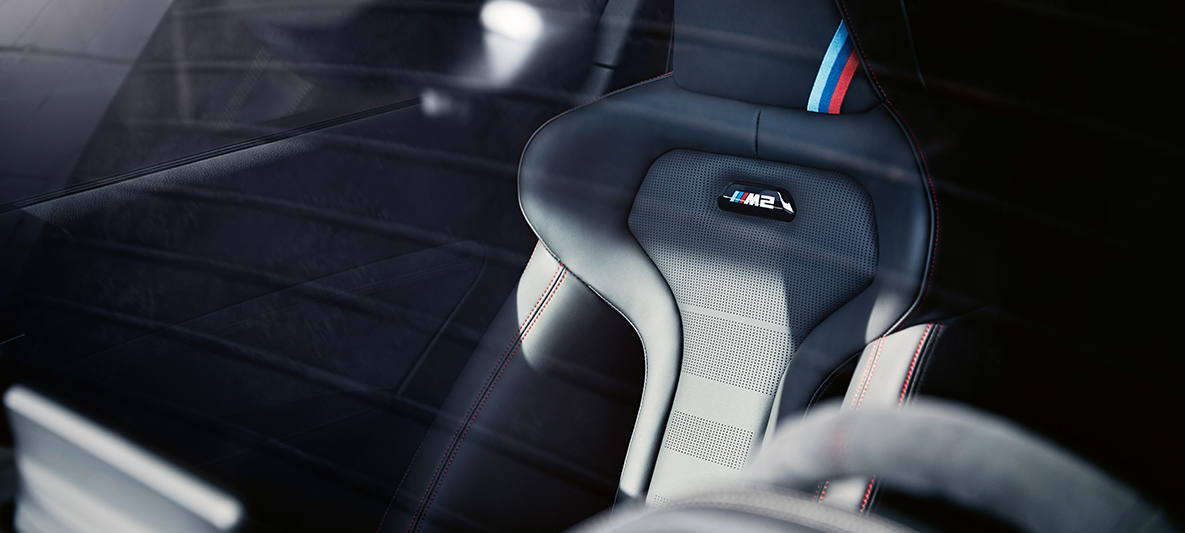 Sport seats BMW M2 CS Sport seats BMW M2 CS F87 Misano Blue metallic detail view