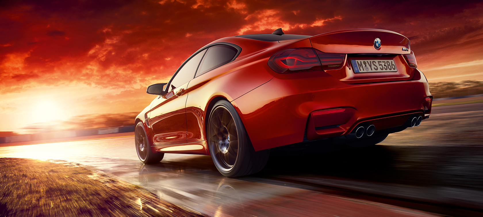 BMW M4 Coupé speed driving BMW M4 Coupé speed driving