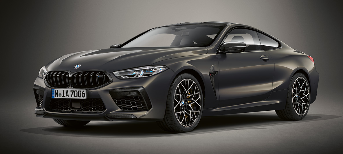 BMW Individual M8 Coupé in BMW Individual Frozen Dark Silver metallic. BMW Individual M8 Coupé in BMW Individual Frozen Dark Silver metallic, three-quarter front view.