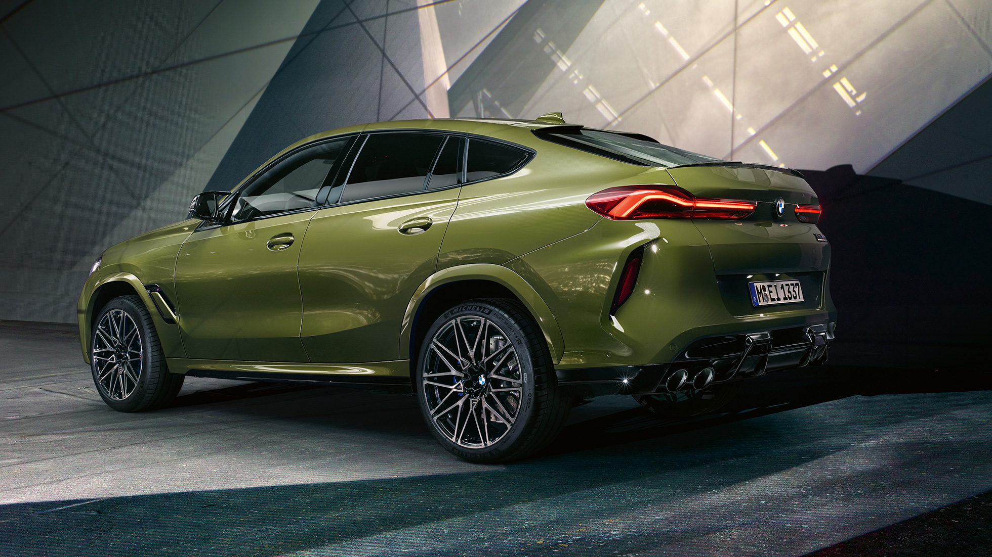 BMW X6 M Automobiles Discover Highlights BMW.ca