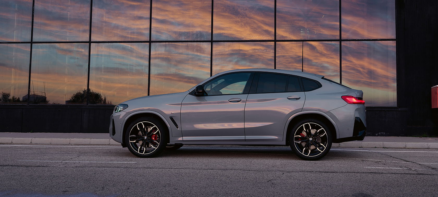 BMW X4 SUV G02 Brooklyn Grau Vue de profil 2021