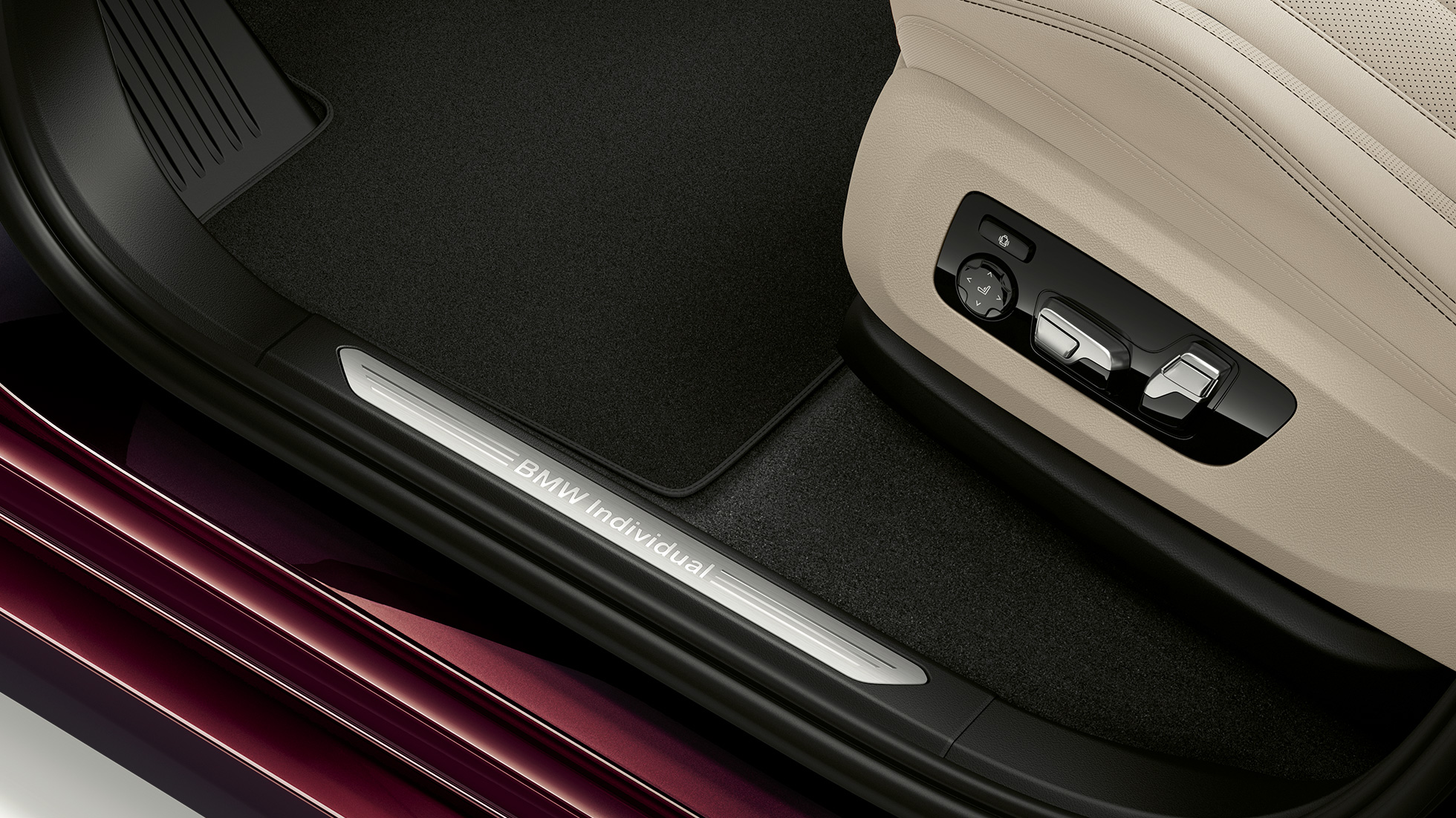 Close-up of the polster design of the BMW X7 with M Sport Package features. Close-up of the polster design of the BMW X7 with M Sport Package features.