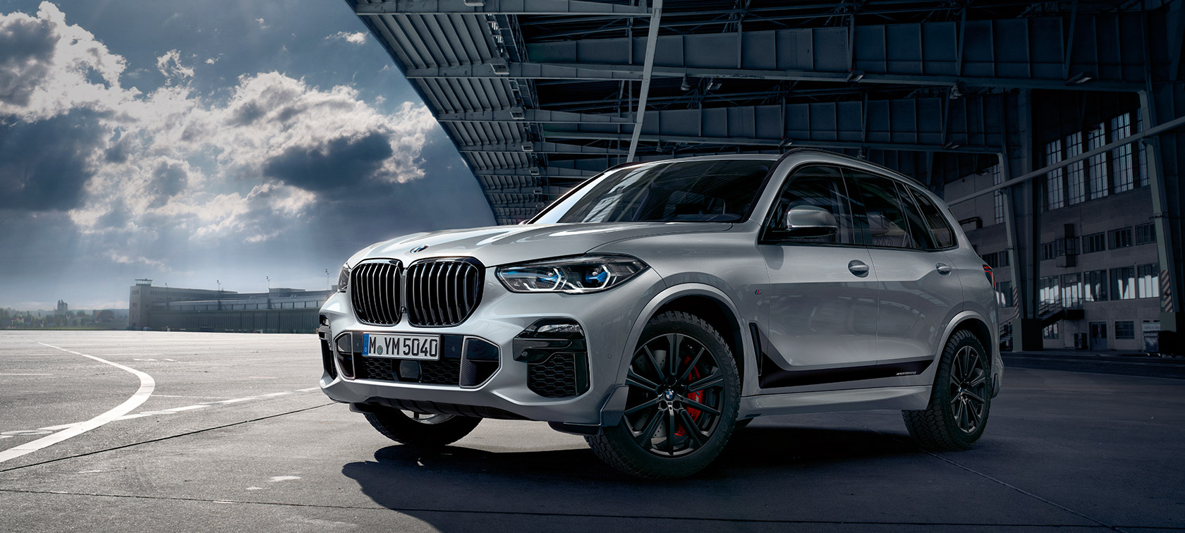 LIMITLESS STRENGTH. BMW M