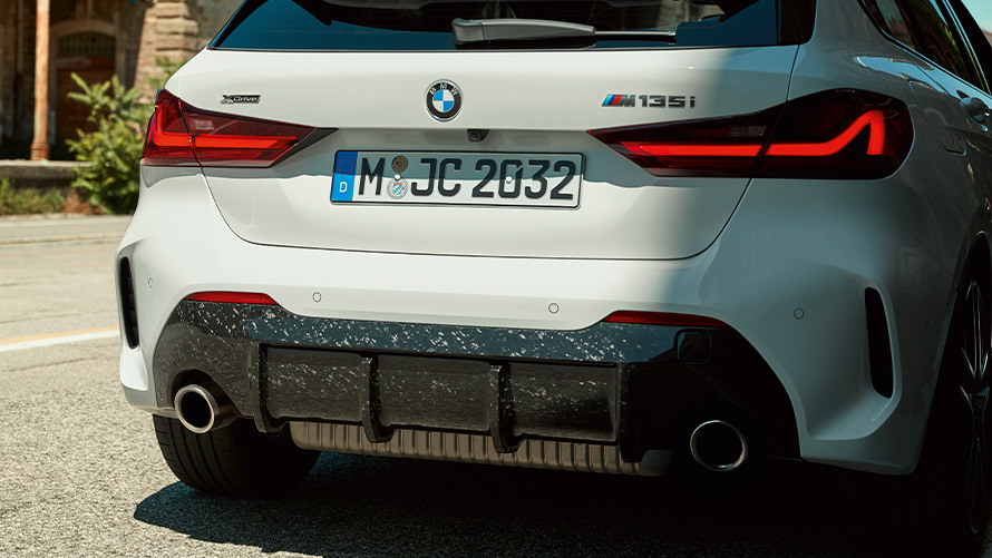 BMW M Performance rear diffuser carbon fibre BMW M Performance rear diffuser, carbon fibre BMW offers summer